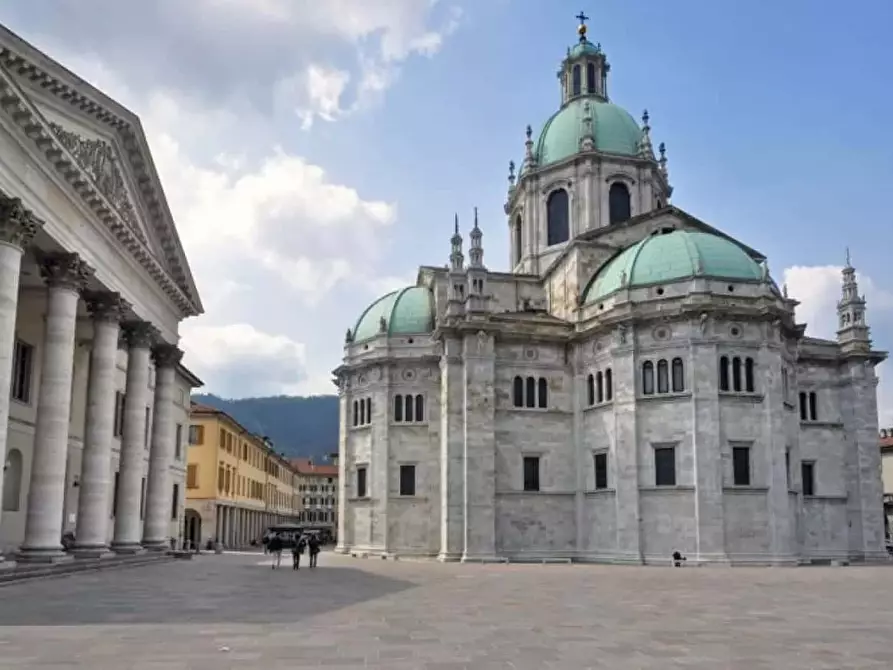 Immagine 42 di Appartamento in affitto  in Via Bonanomi14 a Como