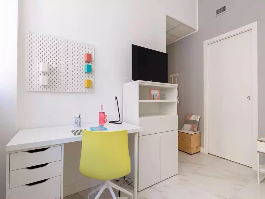 Immagine 3 di Camera in affitto  in Viale Bligny28 a Milano