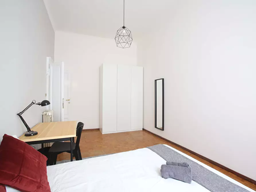 Immagine 4 di Camera in affitto  in Via Gustavo Modena35 a Milano