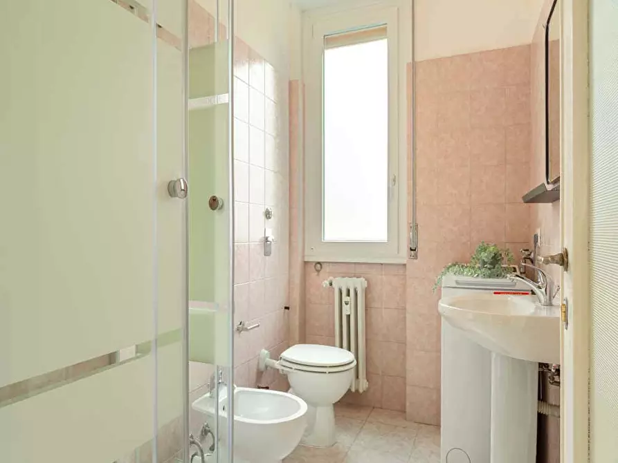 Immagine 20 di Camera in affitto  in Via Francesco Reina14 a Milano