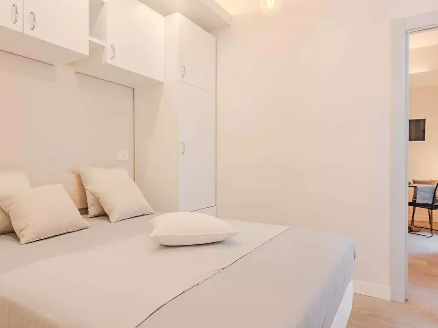 Immagine 10 di Appartamento in affitto  in Via Mac Mahon111 a Milano