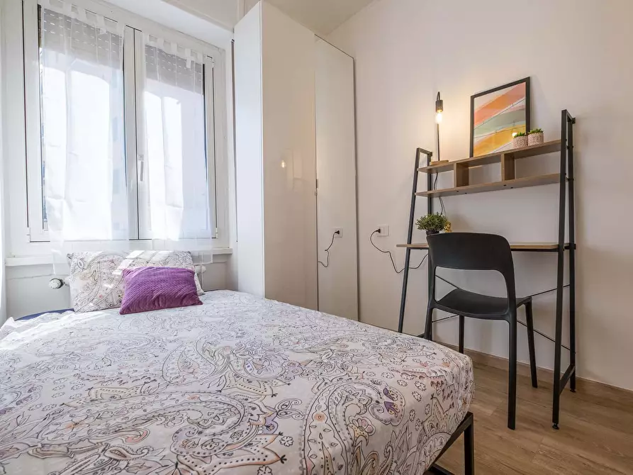 Immagine 4 di Camera in affitto  in Via Sebino19 a Milano