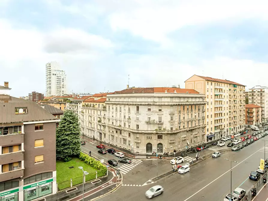 Immagine 15 di Appartamento in affitto  in Viale Lunigiana20 a Milano