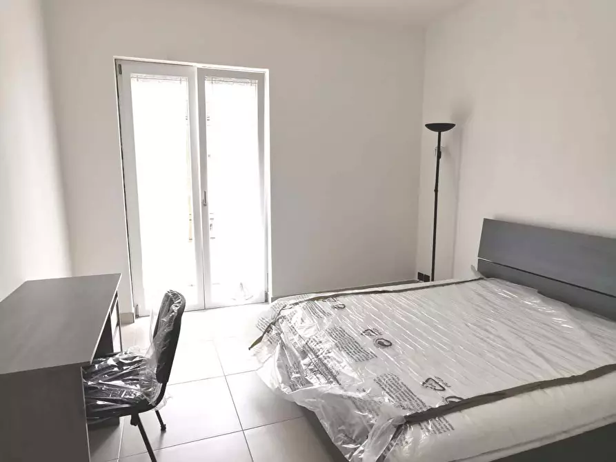 Immagine 3 di Camera in affitto  in Via Carlo Stuparich23 a Brescia