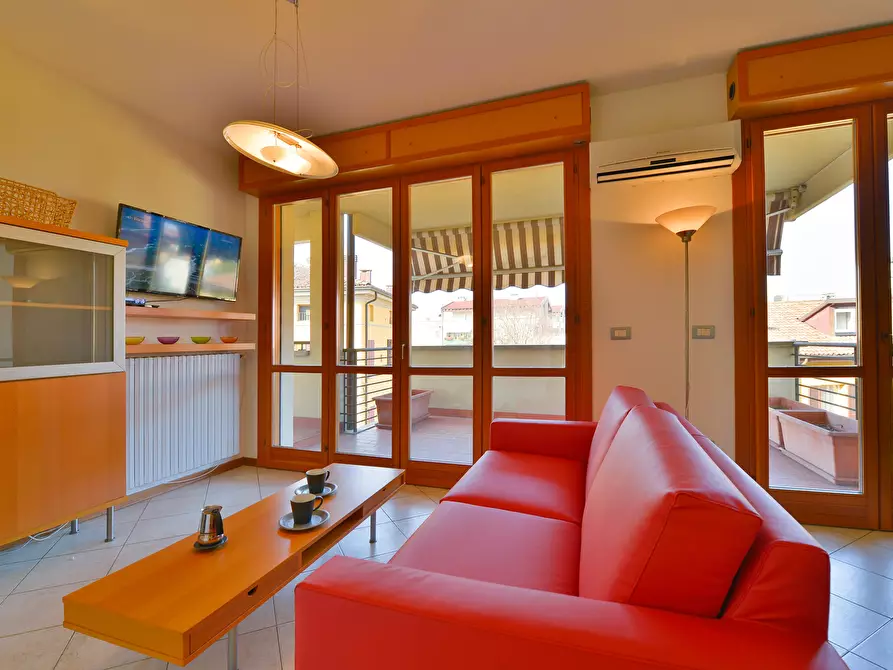 Immagine 3 di Appartamento in affitto  in Via Emilia Levante43 a Bologna