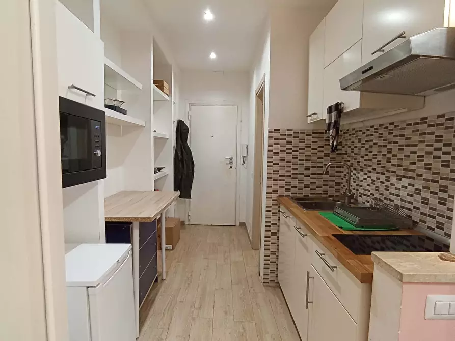 Immagine 6 di Appartamento in affitto  in Via del Vascello6 a Roma