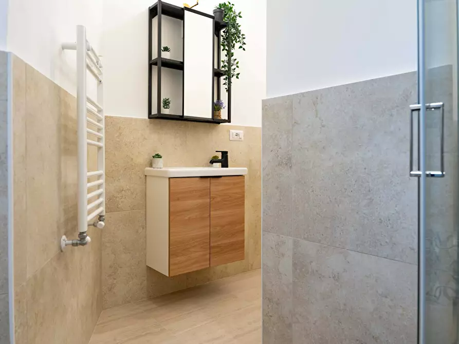 Immagine 10 di Camera in affitto  in Via Plinio43 a Milano