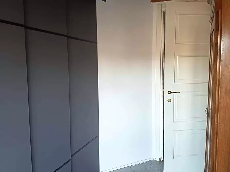 Immagine 10 di Appartamento in affitto  in Via Alboino4 a Pavia