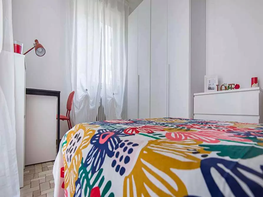 Immagine 8 di Camera in affitto  in Viale Legioni Romane5 a Milano
