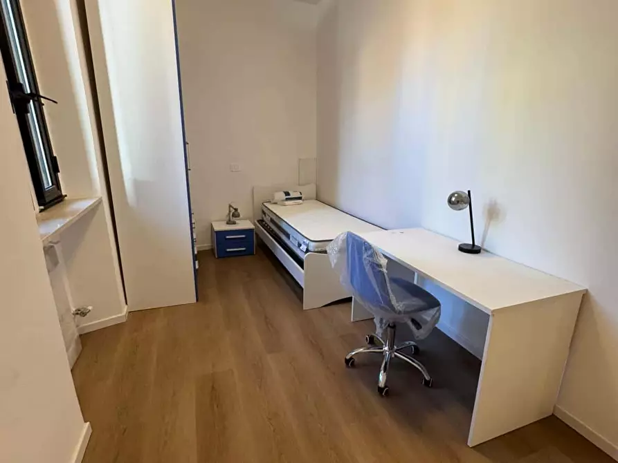 Immagine 14 di Camera in affitto  in Via Comune Antico9A a Milano