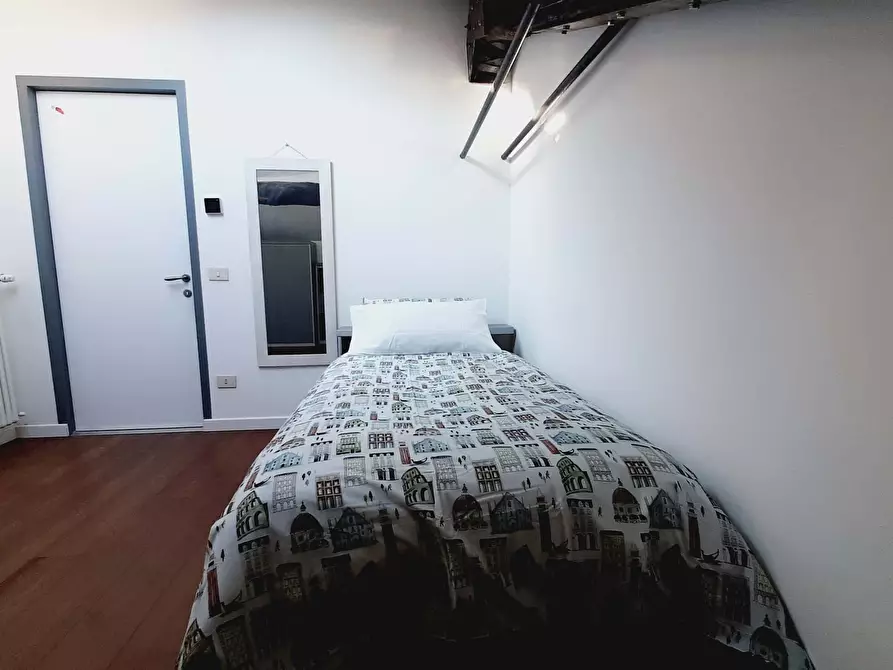 Immagine 35 di Appartamento in affitto  in Via Armando Diaz22 a Como