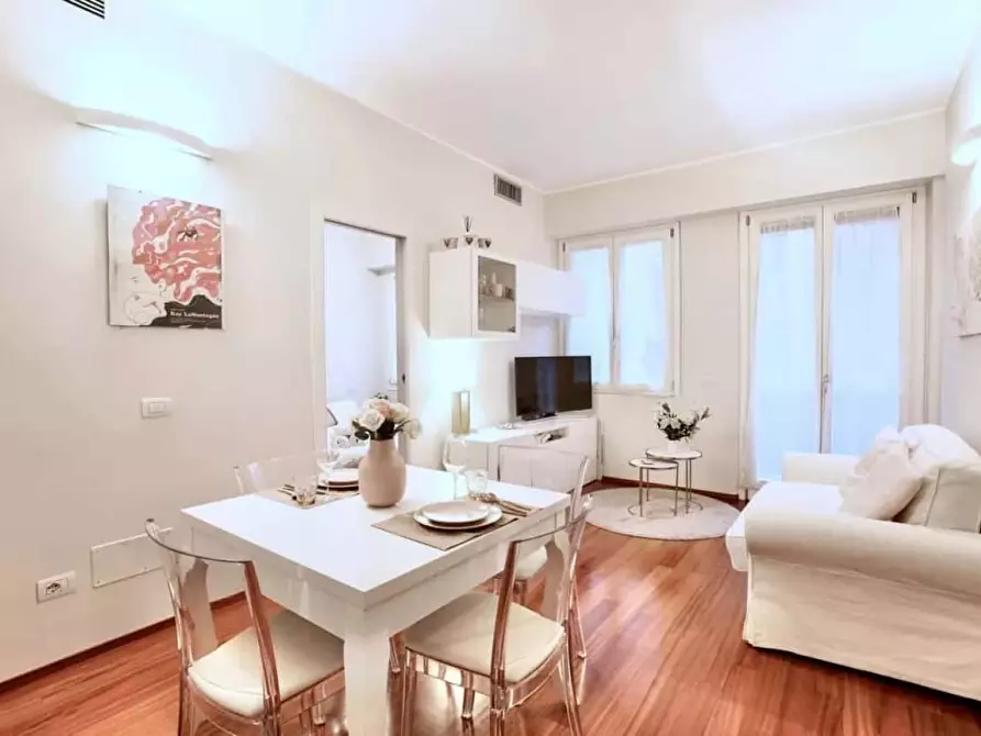 Immagine 11 di Appartamento in affitto  in Via Carlo Tenca7 a Milano