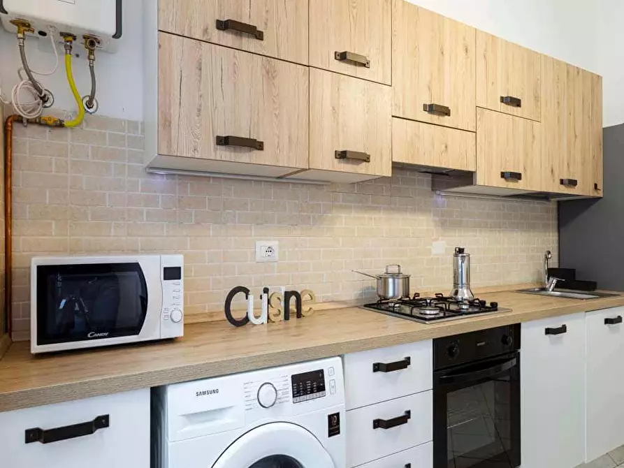 Immagine 16 di Camera in affitto  in Via Antonio Bazzini27 a Milano