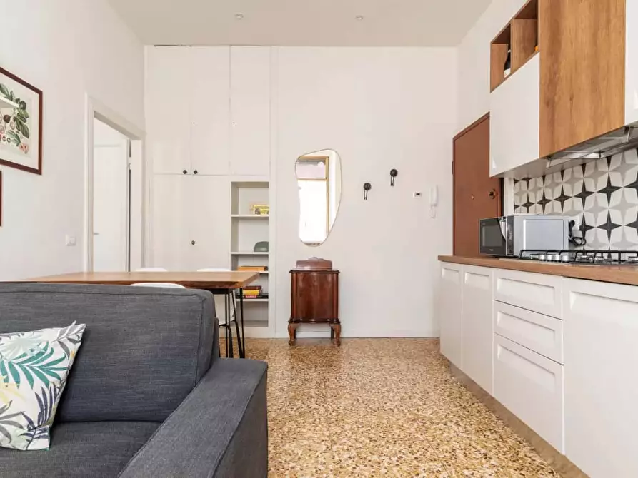 Immagine 17 di Appartamento in affitto  in Viale Umbria50 a Milano