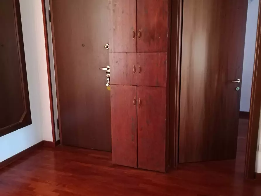 Immagine 2 di Camera in affitto  in Via Collecchio8 a Milano