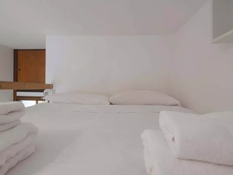 Immagine 4 di Appartamento in affitto  in Via Melzo13 a Milano