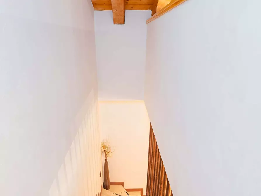 Immagine 28 di Appartamento in affitto  in Via Coluccio Salutati a Milano