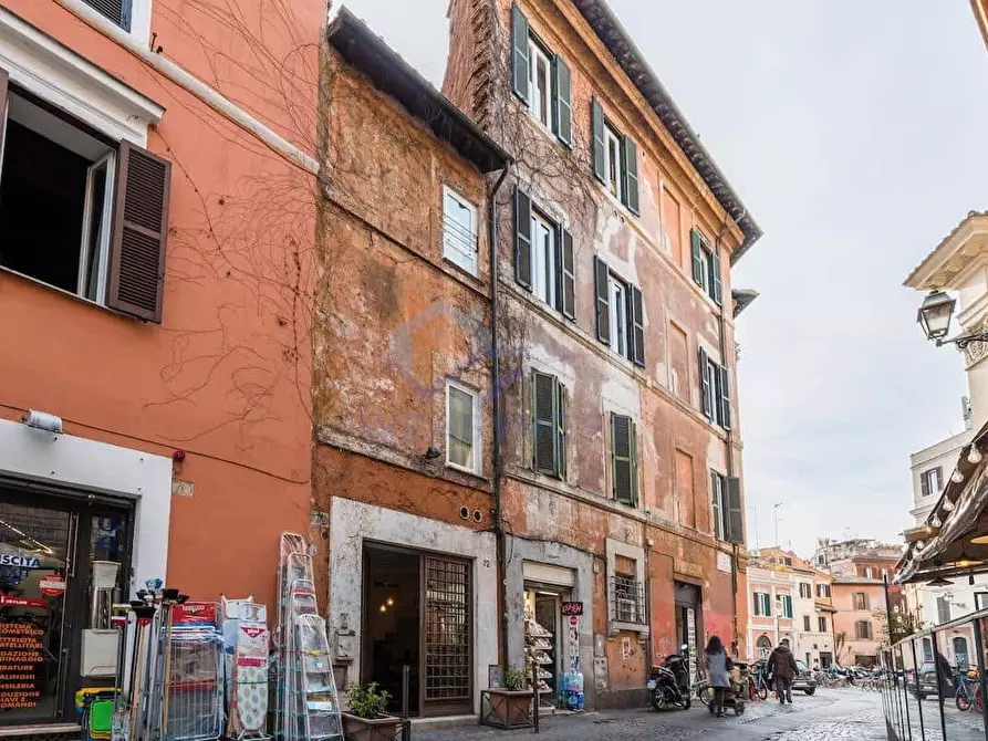 Immagine 5 di Appartamento in affitto  in Via Di Ponte Sisto72 a Roma