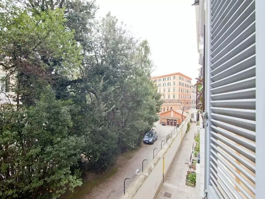 Immagine 3 di Appartamento in affitto  in Via Augusto Valenziani16 a Roma