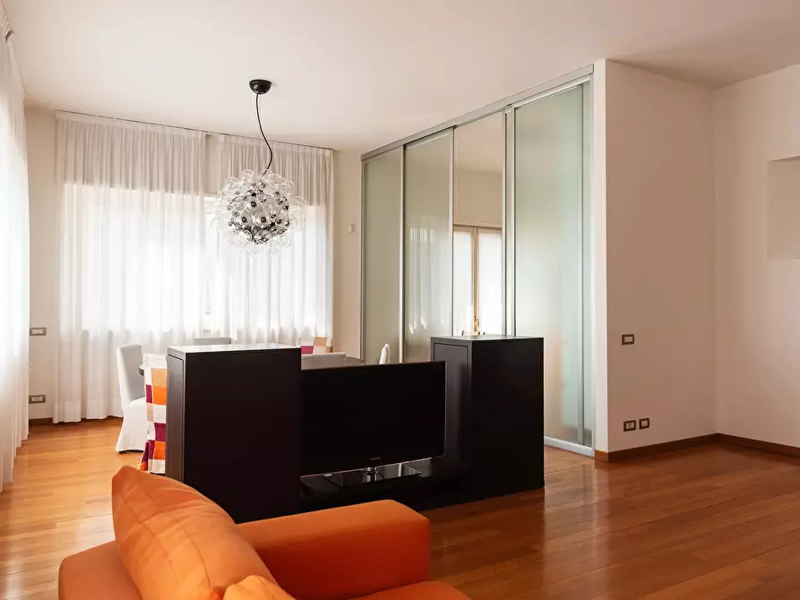 Immagine 10 di Appartamento in affitto  in Corso di Porta Vittoria7 a Milano