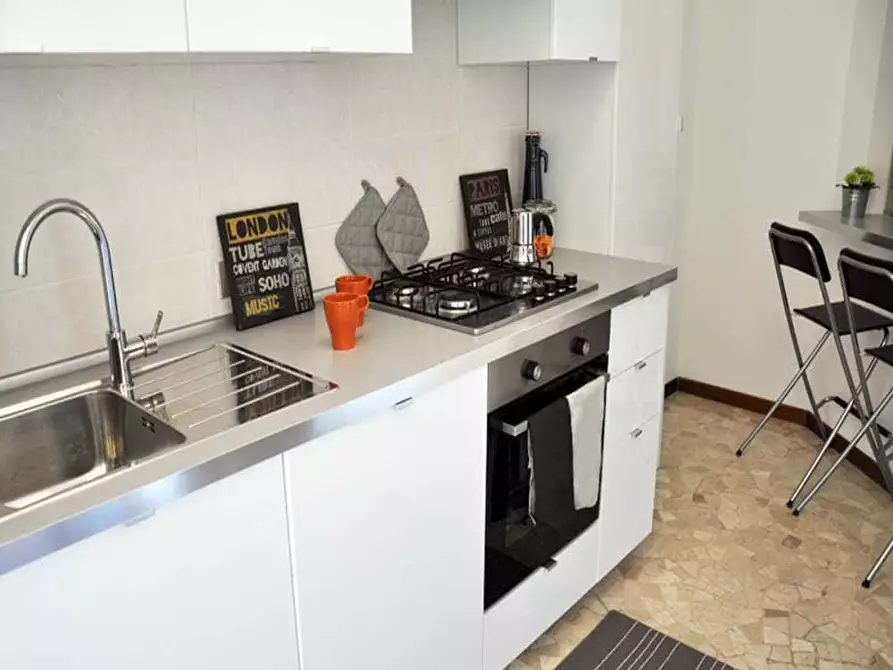 Immagine 58 di Camera in affitto  in Via Mauro Macchi44 a Milano