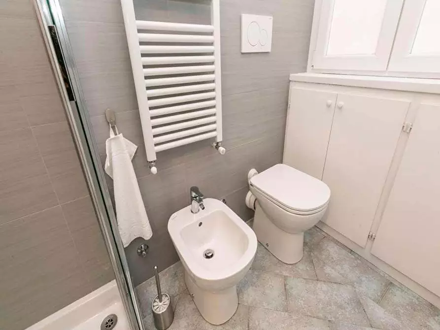 Immagine 20 di Camera in affitto  in Corso San Gottardo40 a Milano