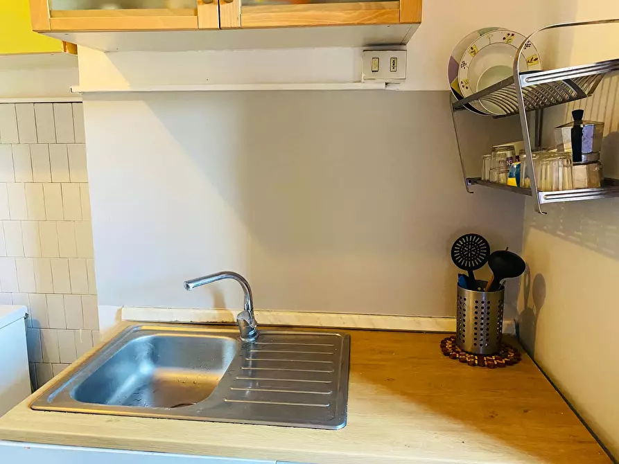 Immagine 17 di Camera in affitto  in Via Ercolano a Milano