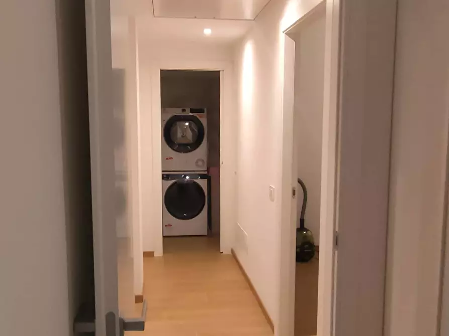 Immagine 8 di Camera in affitto  in Via Lorenteggio205 a Milano