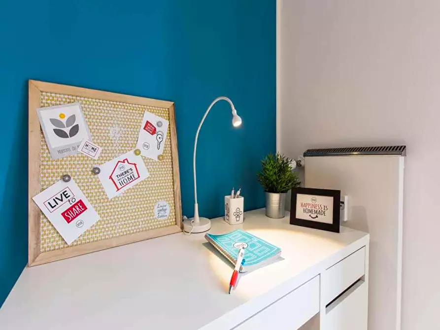 Immagine 6 di Camera in affitto  in Via Gianni Caproni1 a Milano