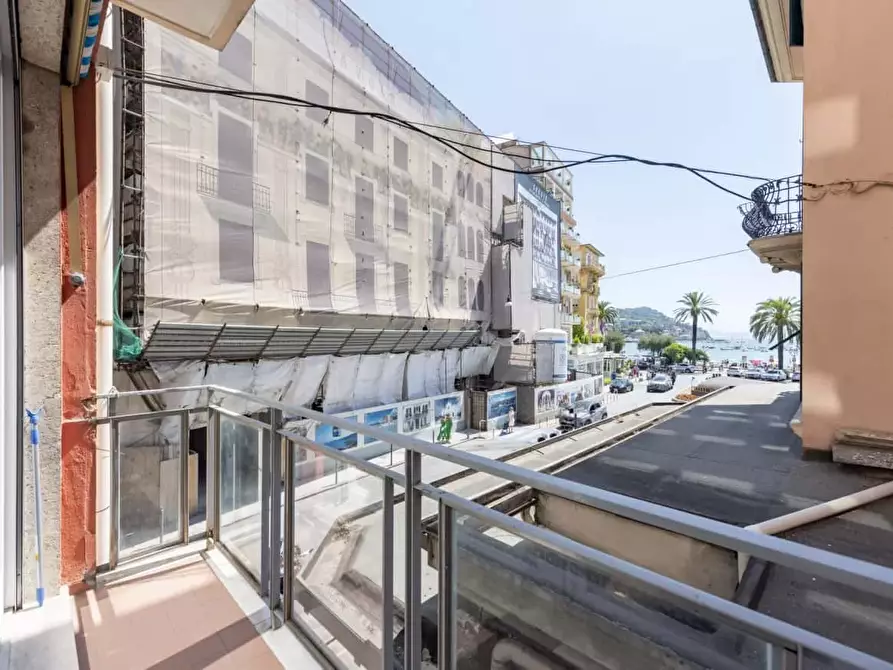 Immagine 12 di Appartamento in affitto  in Galleria Cristallo a Rapallo