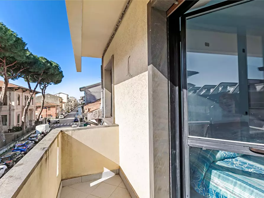 Immagine 2 di Appartamento in affitto  in Via Felice Cavallotti184 a Viareggio
