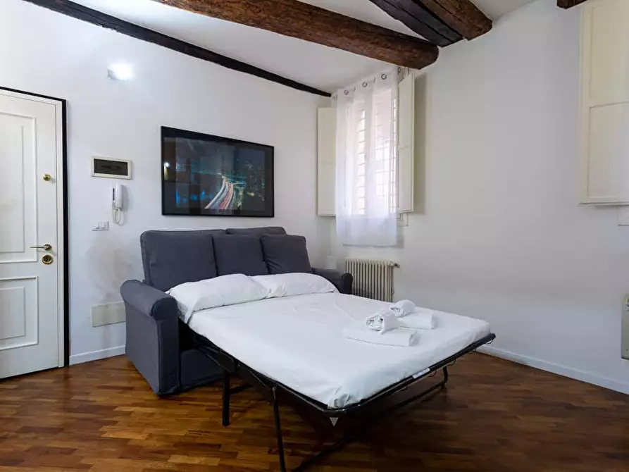 Immagine 4 di Appartamento in affitto  in Via Miramonte3 a Bologna