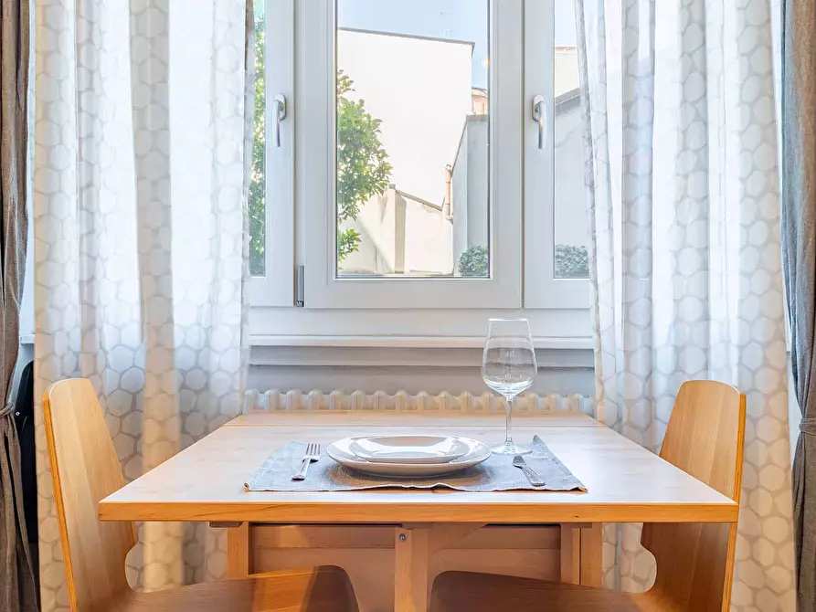 Immagine 15 di Appartamento in affitto  in Viale Bacchiglione12 a Milano