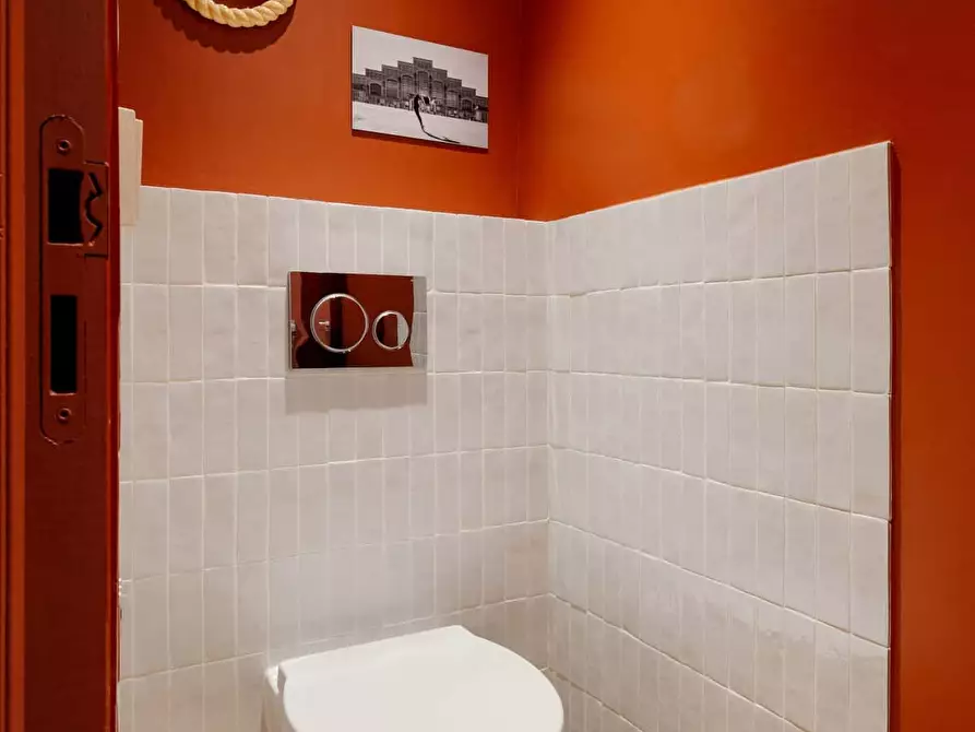 Immagine 10 di Appartamento in affitto  in Via dell'Orso a Milano