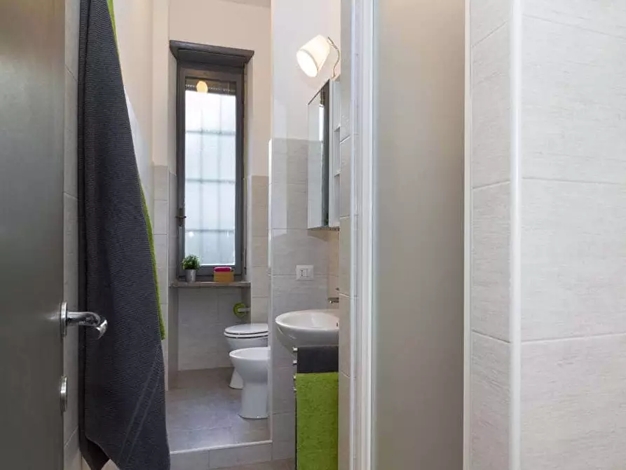 Immagine 39 di Camera in affitto  in Via Larga26 a Milano