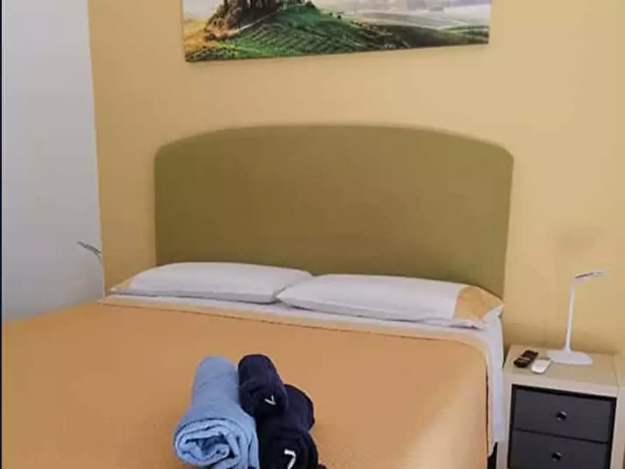 Immagine 8 di Appartamento in affitto  in Via Raffaele Cadorna13 a Roma
