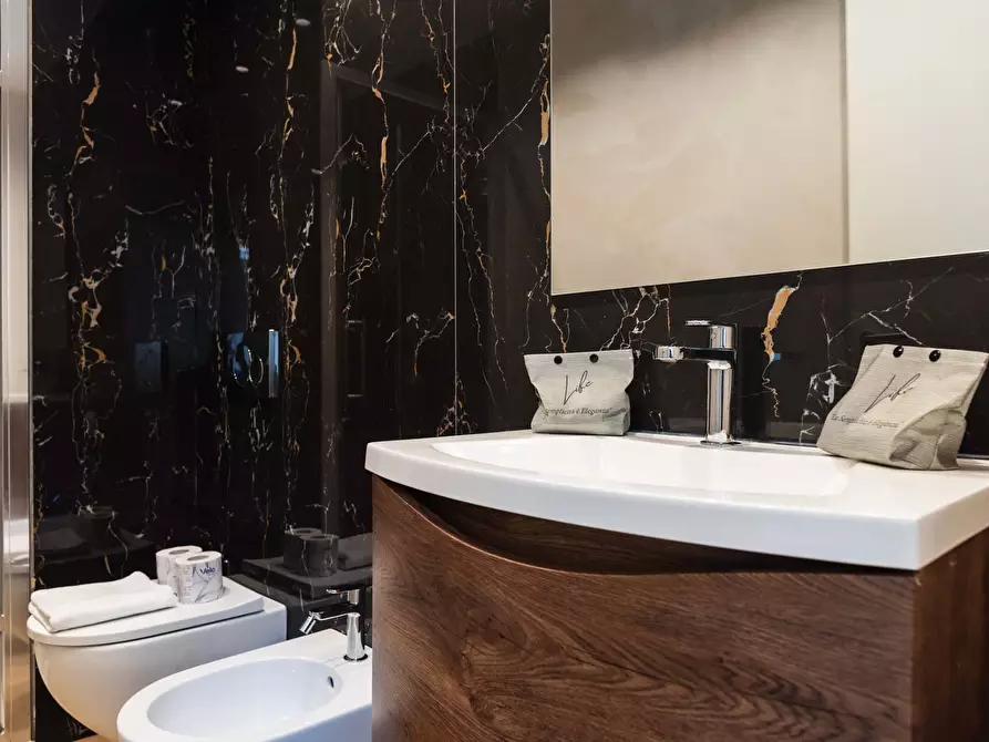 Immagine 19 di Appartamento in affitto  in Via Nino Bixio33 a Milano