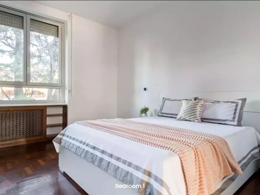 Immagine 3 di Camera in affitto  in Via Guido Guarini Matteucci1 a Milano