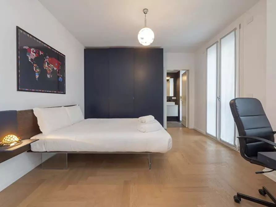 Immagine 1 di Appartamento in affitto  in Via Principe Eugenio3 a Milano