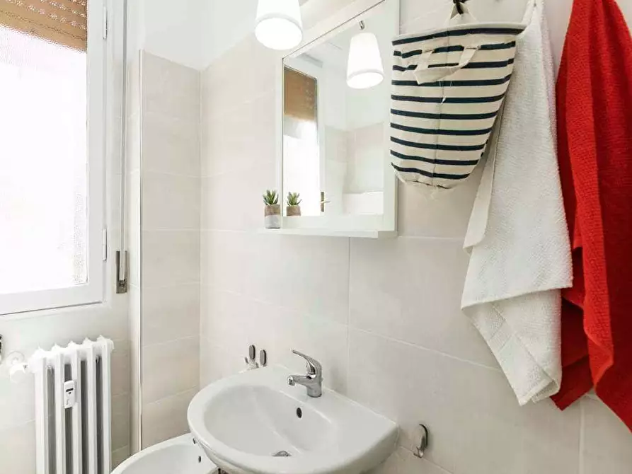 Immagine 18 di Camera in affitto  in Via Francesco Primaticcio182 a Milano