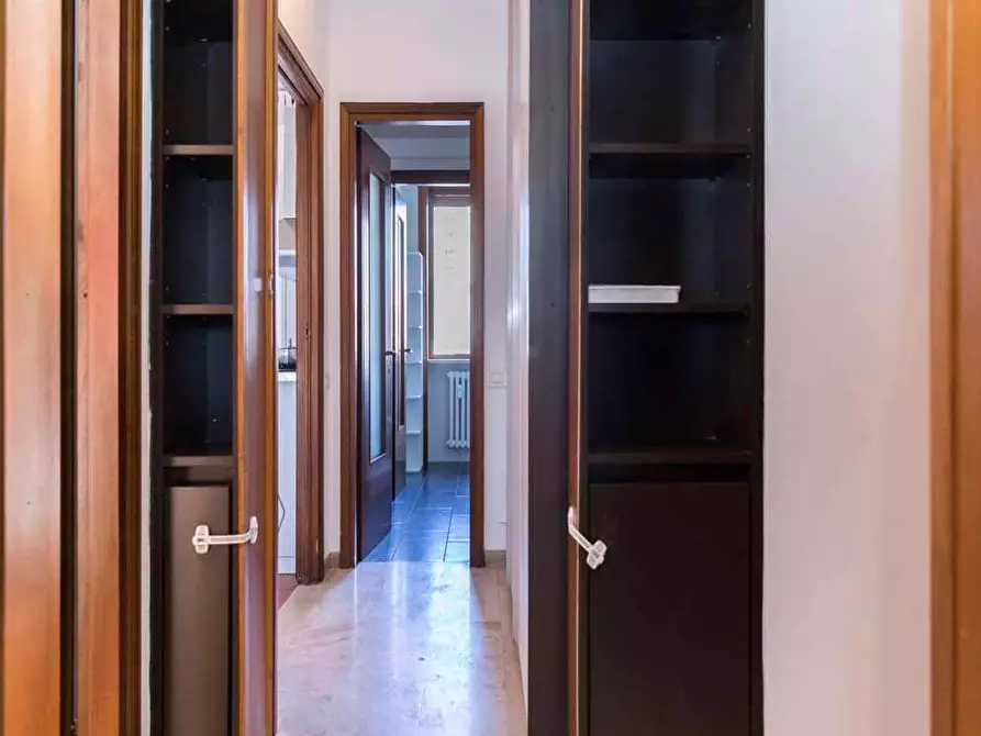 Immagine 33 di Camera in affitto  in via Rosa Vergani Marelli2 a Milano