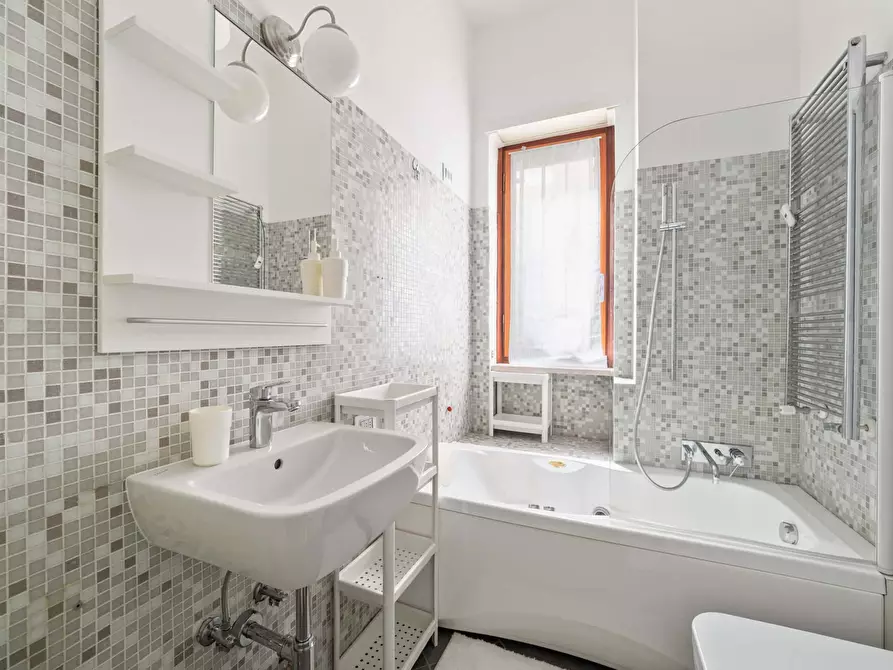 Immagine 5 di Camera in affitto  in Via Orti29 a Milano