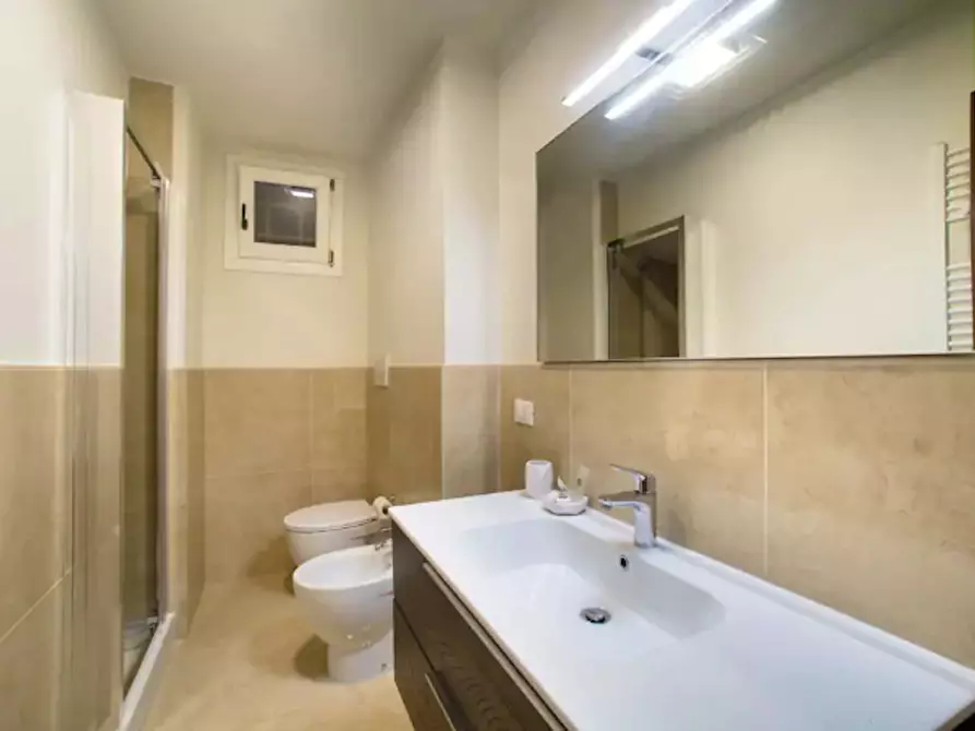 Immagine 11 di Appartamento in affitto  in Borgo Santi Apostoli a Firenze