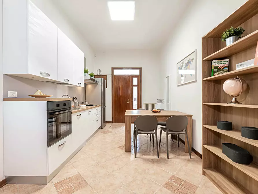 Immagine 4 di Camera in affitto  in Viale Arcella11 a Padova