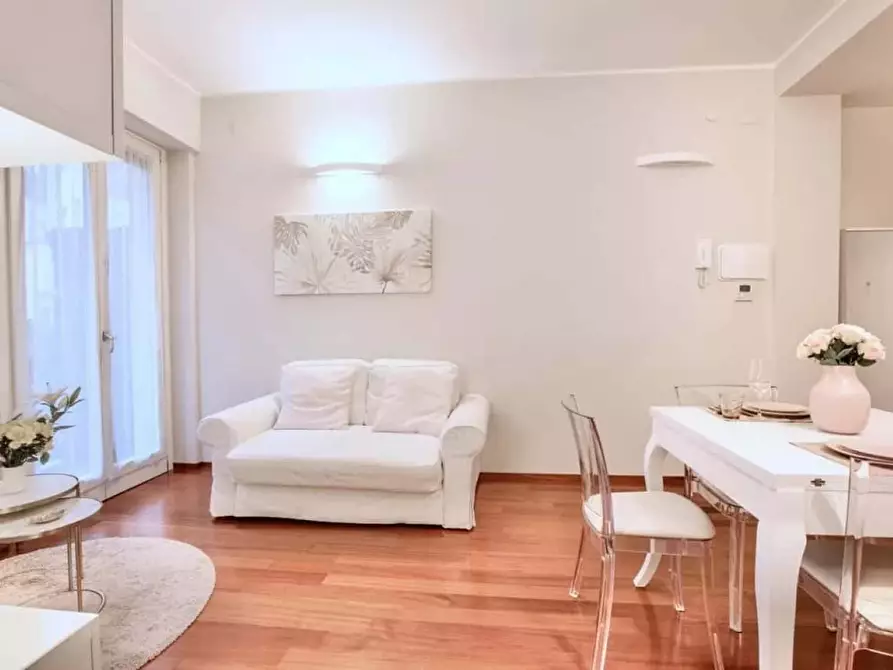 Immagine 7 di Appartamento in affitto  in Via Carlo Tenca7 a Milano