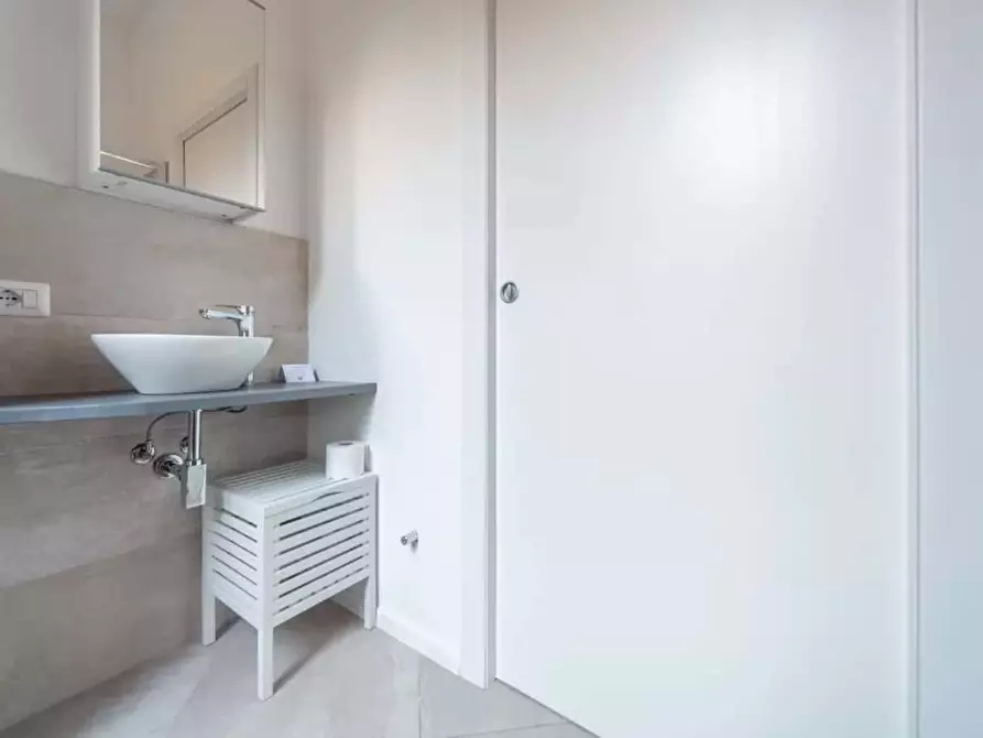Immagine 26 di Appartamento in affitto  in Viale Legioni Romane55 a Milano