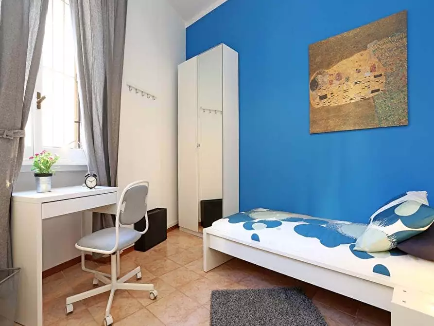 Immagine 1 di Camera in affitto  in Via Rodolfo Lanciani1 a Roma