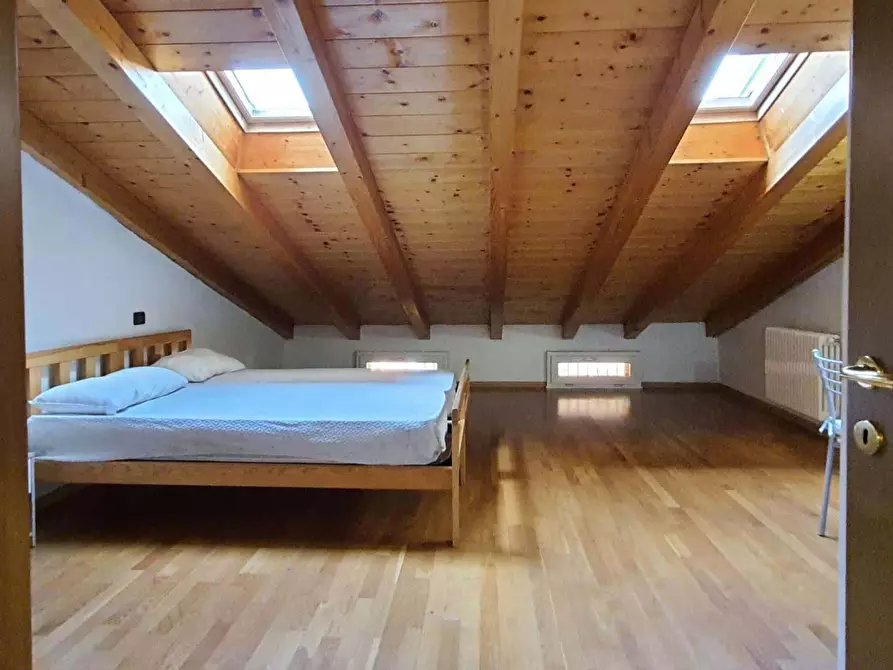 Immagine 1 di Camera in affitto  in Via Giuseppe Mazzini a Trento