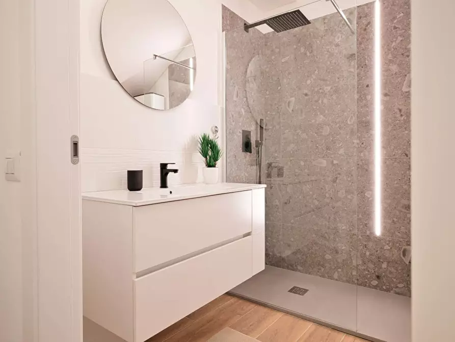 Immagine 16 di Appartamento in affitto  in Via Francesco Predabissi3 a Milano