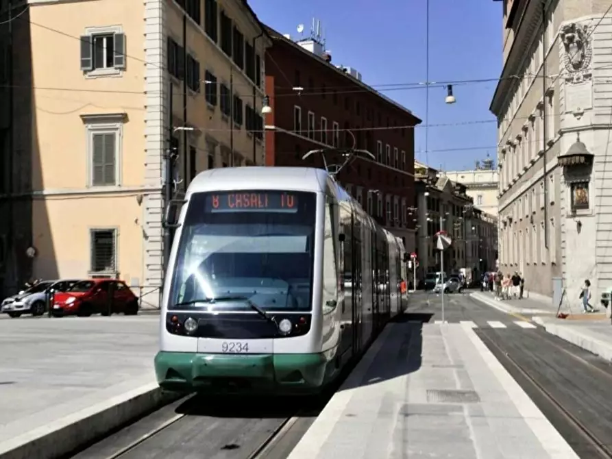 Immagine 25 di Appartamento in affitto  in Via Raffaele Balestra44 a Roma